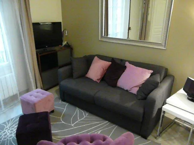 Apartment Batignolles