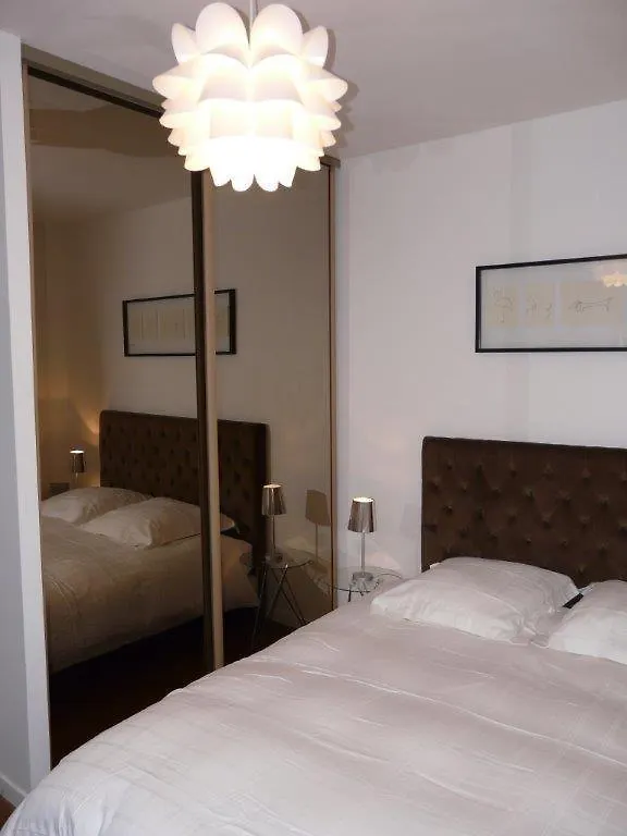 Batignolles Apartment *
